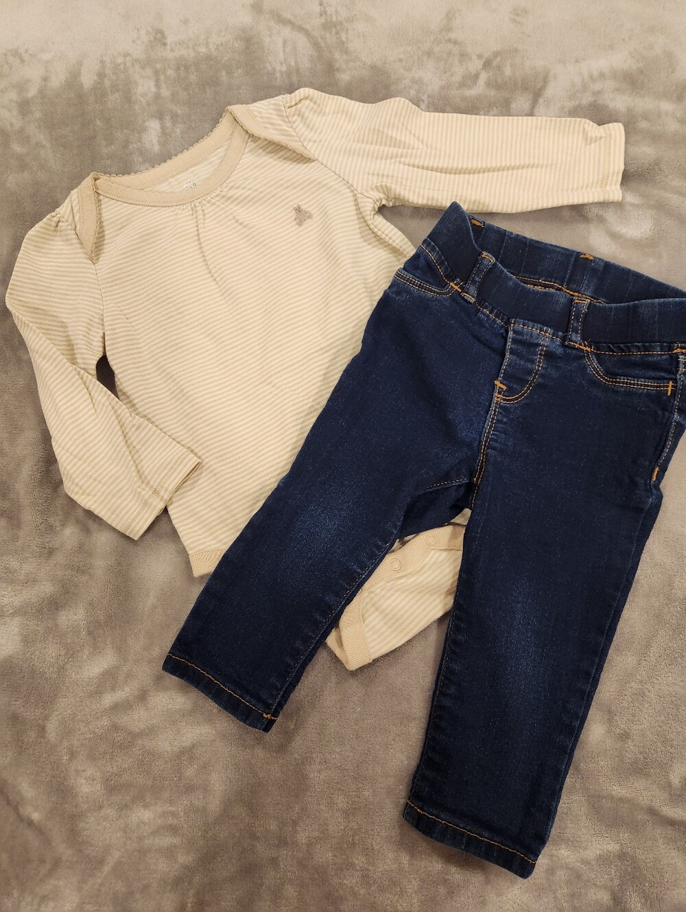 Baby Gap Striped Cream Baby Top & Dark Indigo Jean Set, Size 12-18M